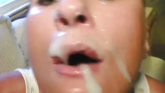 Morena mocosa follada duro despues del solo