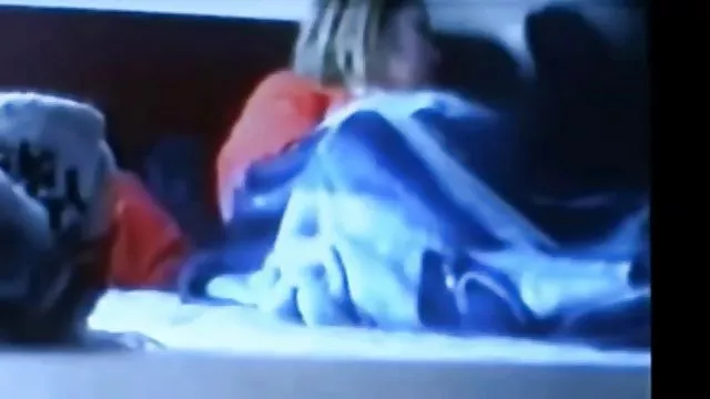 Puta en medias de red follada