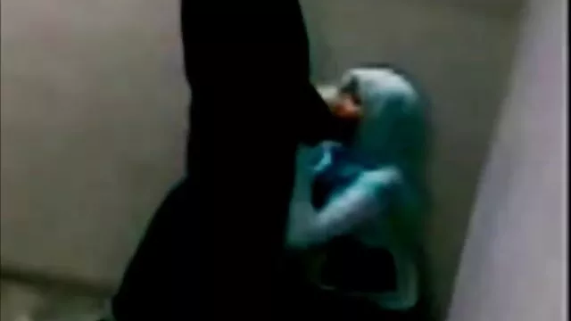 Marco Banderas se folla a la sexy milf