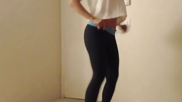 Una polla no es suficiente para ella.