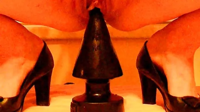 Geiler Dildo en el vestuario.