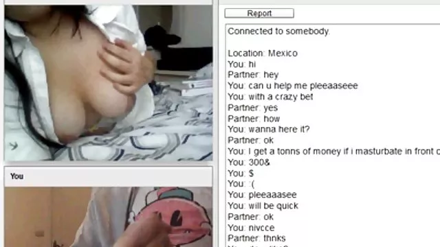 Hoy en día, su joven coño apretado adolescente es muy tenso